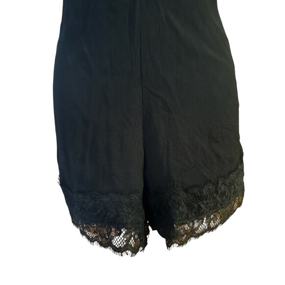 Express black lace coquette plunge romper size M - Picture 6 of 10